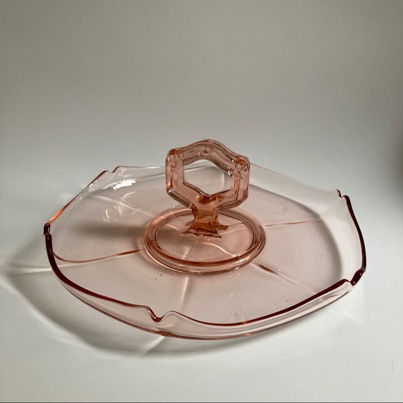 Vintage Pink Depression Glass Ash Tray - Picture 1 of 5